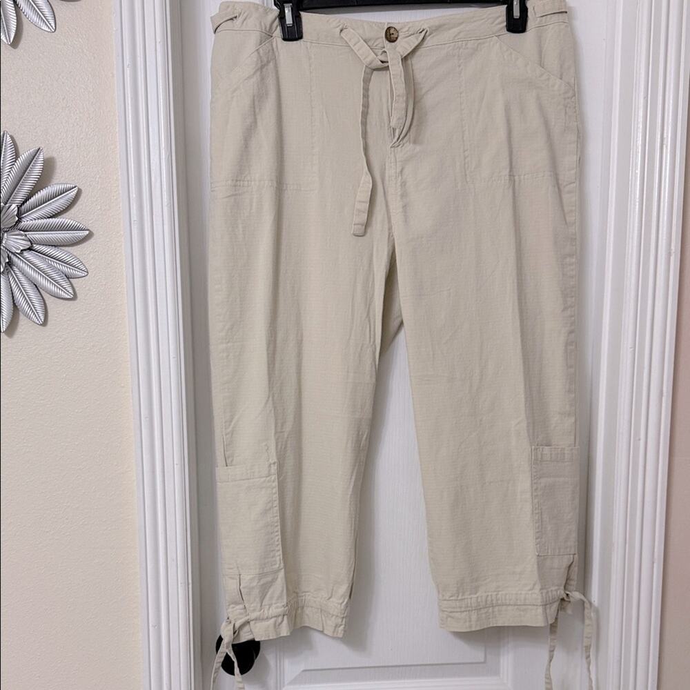 Live a little beige belted pocket cropped khaki pants straighr wide size 16 W